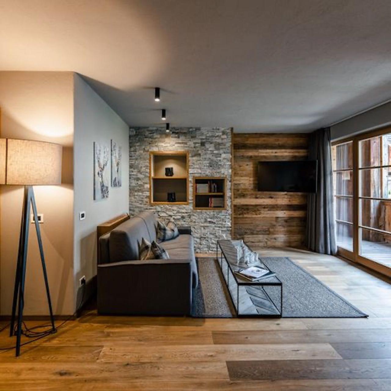Sportony Mountain Lodges La Villa  Bagian luar foto