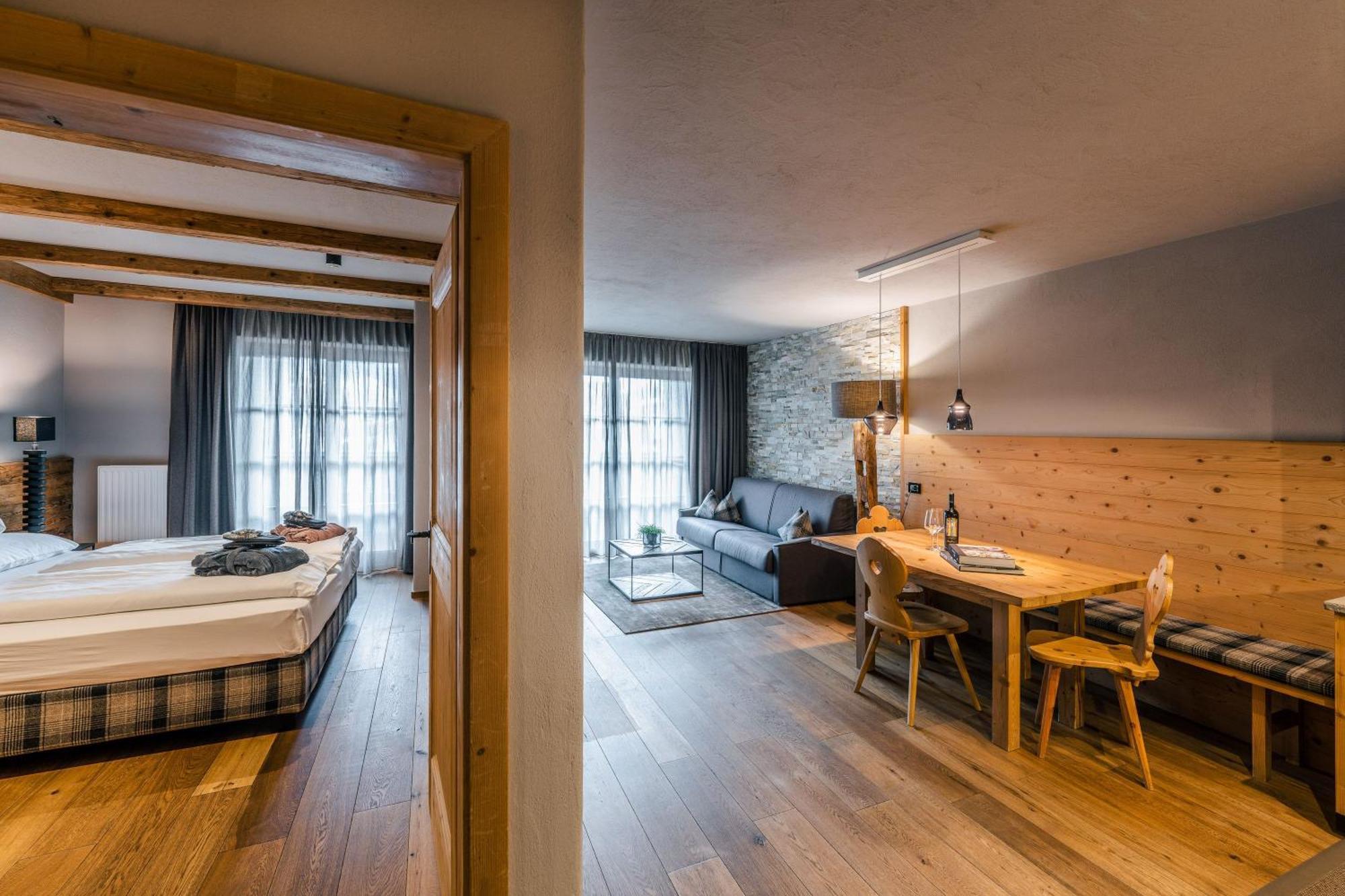 Sportony Mountain Lodges La Villa  Bagian luar foto