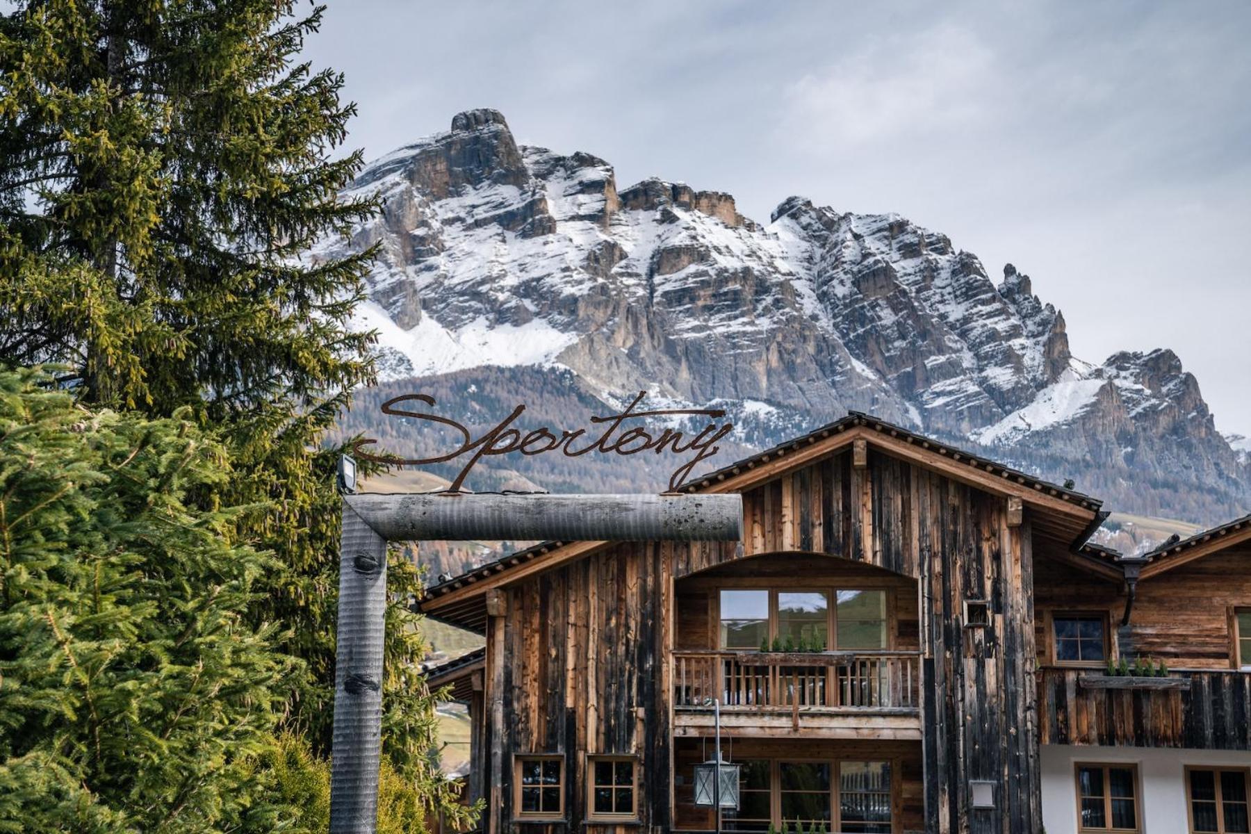 Sportony Mountain Lodges La Villa  Bagian luar foto